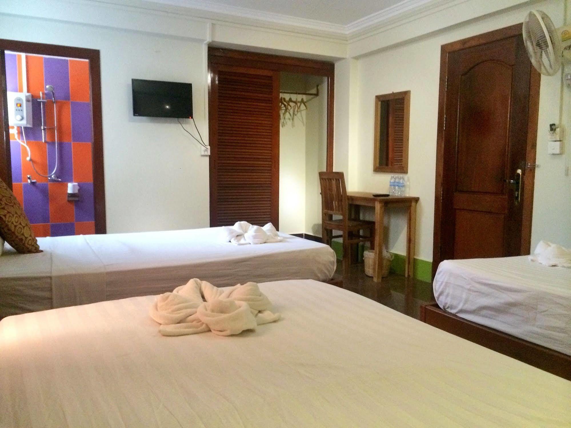 The Cashew Nut Villas Siem Reap Exterior foto